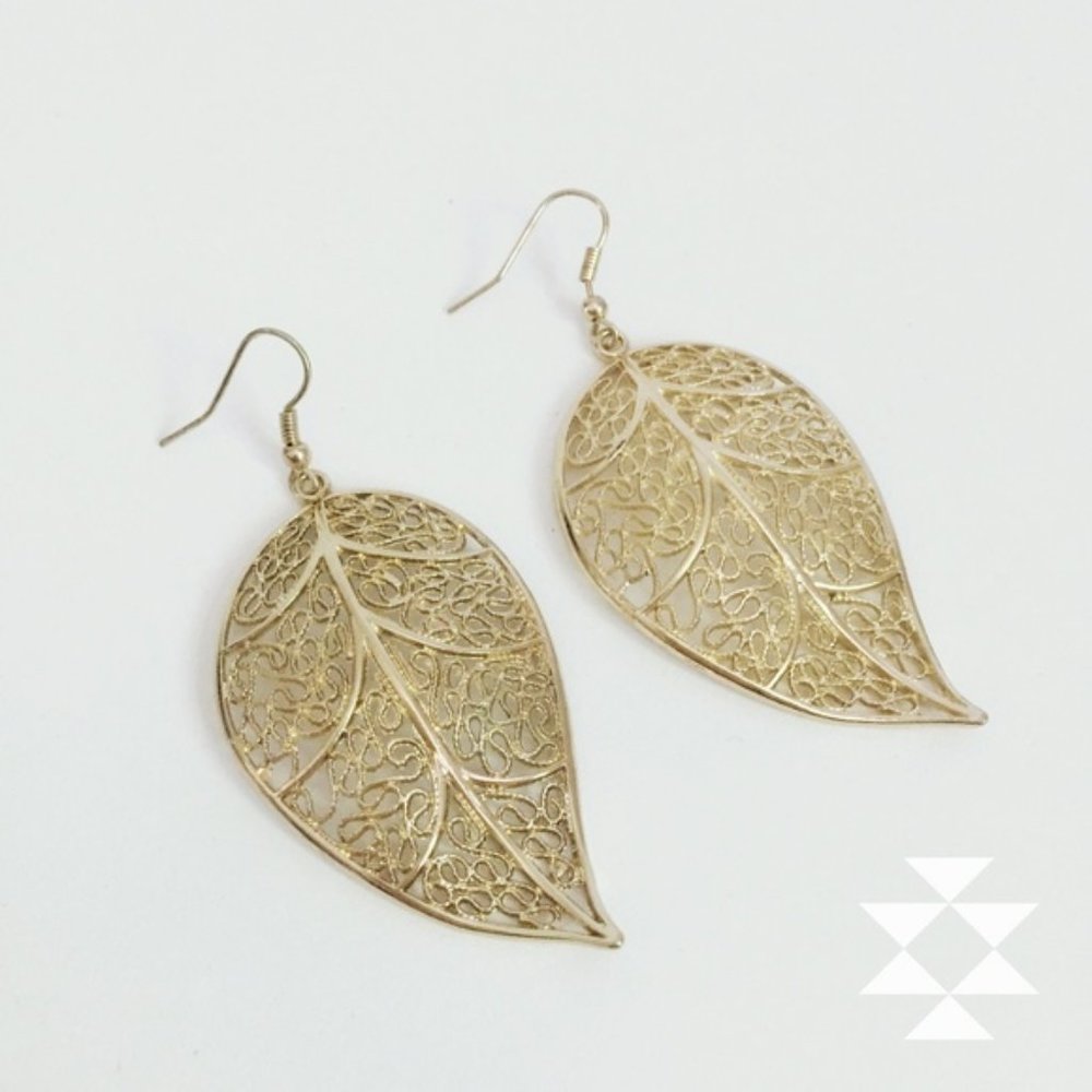 Gold Filigree Leaf Drop Statement Earrings NEW!